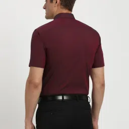 Peter England Maroon Cotton Regular Fit Shirt image 2