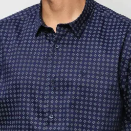 showoffff SHOWOFF Navy Blue Slim Fit Printed Shirt image 5
