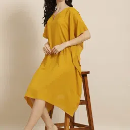 Qurvii Yellow Midi Shift Dress image 4