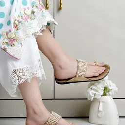 Shoetopia Pearls Embellished Geometric Designed Sandals - Golden & Brown-picture-20