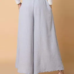 showoffff SHOWOFF Grey Cotton Mid Rise Flared Pants image 2