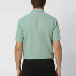 Van Heusen Green Regular Fit Shirt image 2