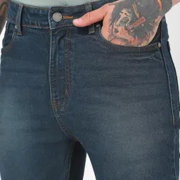 Bewakoof Blue Blended Slim Straight Fit Solid Jeans image 5