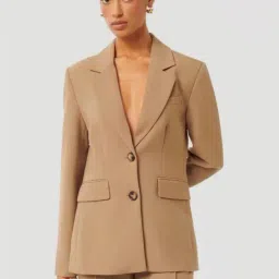 forever new Clarette Petite Nipped Waist Blazer-picture-47
