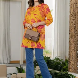 BAESD Floral Print Top image 2