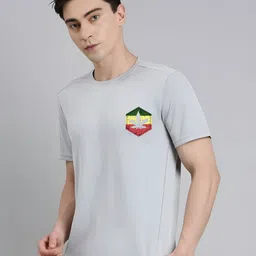 SZN Men Printed Pockets T-shirt image 4
