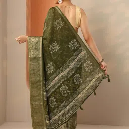 Libas Green Regular Fit Printed Saree With Unstitched Blouse image 2