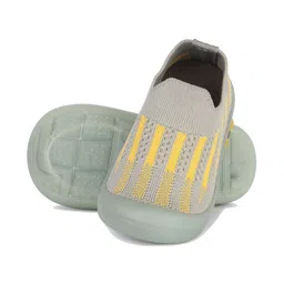 PENNEN Boys Striped Slip-On Sneakers image 3