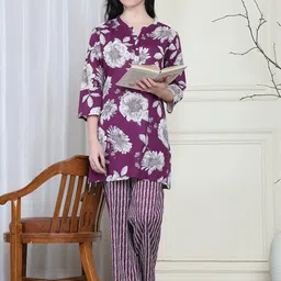 Kanvin Women Printed Night suit image 2