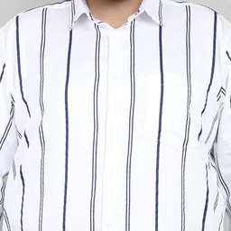 IVOC Striped Spread Collar Relaxed Regular Fit Pure Cotton Casual Shirt image 4