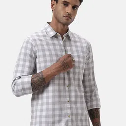 WROGN Men Custom Spread Collar Checked Cotton Casual Shirt image 3