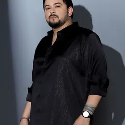 Instafab Plus Men Size Comfort Relaxed Fit Solid Spread Collar Satin Casual Shirt image 3