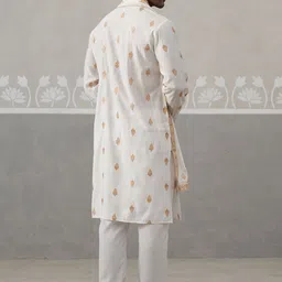 Jompers Men Ethnic Motifs Embroidered Kurta with Pyjamas & Dupatta image 3