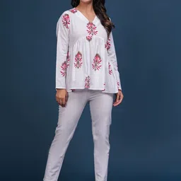 SHOOLIN Print Top image 5