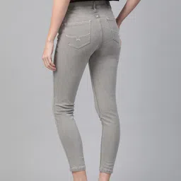 Roadster Women Grey Skinny Fit Mid-Rise Clean Look Cropped Stretchable Jeans image 2