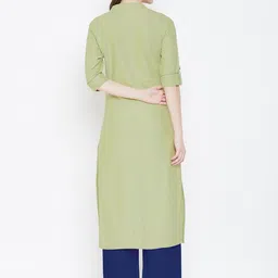 Winered Women Green Geometric Yoke Design Thread Work Kurta image 5