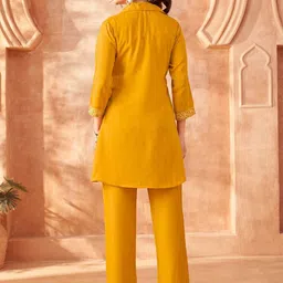 Kaftanize Embroidered Shirt Collar Chinon Co-Ord Set with Bold Flower Patchwork image 3