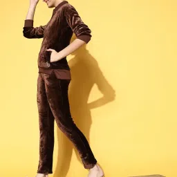 Sweet Dreams Dark BrownSweatshirt With Pyjamas image 3