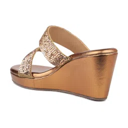 Inc.5 Women's Antique Gold Ethnic Wedges image 5