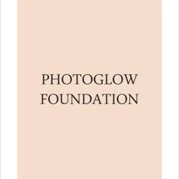 Pierre Cardin Paris Photoglow Foundation 301 Light Skin with Neutral - 30 ml image 5