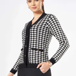 Annabelle by Pantaloons Black Jacquard Cardigan image 3