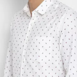 Turtle White Regular Fit Shirt image 5