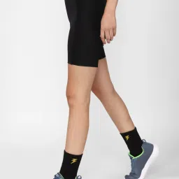 Reebok Black Mid Rise Sports Shorts image 3