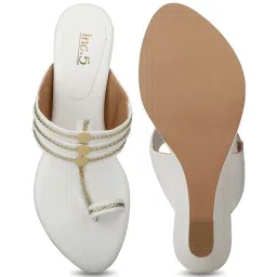 Inc.5 Women's White Toe Ring Wedges image 3