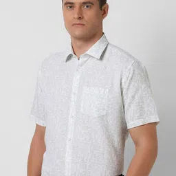 Van Heusen Men Printed Formal Shirt image 5