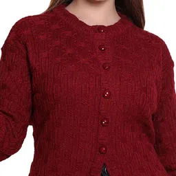 Varenyam Women Longline Cardigan image 4