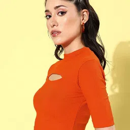 ANVI Be Yourself Crop Top image 3