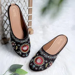 Kethi Fashion Women Embellished Mules Flats-picture-32