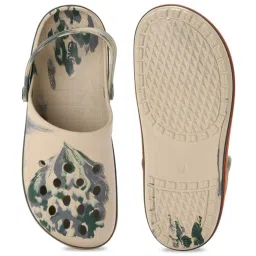 Ajile by Pantaloons Men Beige Sling Back Clogs image 3