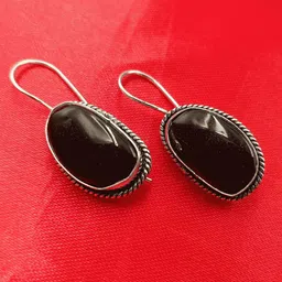 MERA HAAT Contemporary Studs Earrings-picture-29