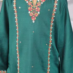 Misbis Girls Green Comfort Fit Embroidered Kurta Set image 3