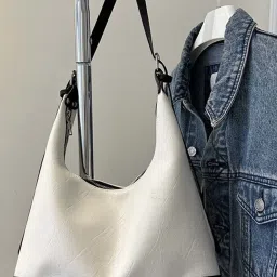 Styli White Solid Hobo Handbag image 3