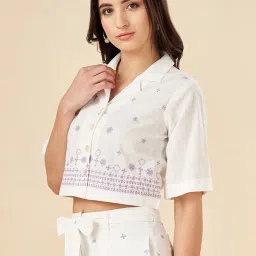 Akkriti by Pantaloons Snow White Embroidered Crop Shirt image 3