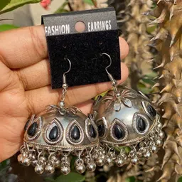 ISLANA Floral Jhumkas Earrings image 3