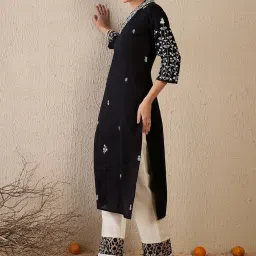 Indo Era Black Cotton Regular Fit Embroidered Kurta image 3