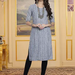 HERE&NOW Selection Of 3 Geometric Printed Round Neck Straight Kurtas-picture-37