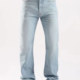 Calvin Klein Jeans Men Straight Fit Mid-Rise Light Fade Jeans image 5