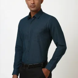 Peter England Navy Cotton Slim Fit Checks Shirt image 3