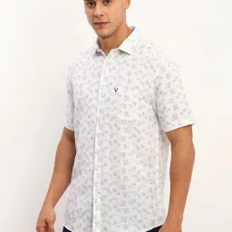 Allen Solly White Slim Fit Printed Shirt image 3