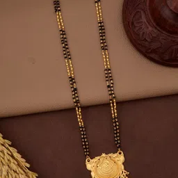 VEMISHTI Gold-Plated Mangalsutra image 2