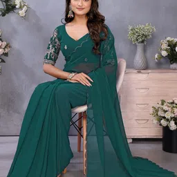 DIVASTRI Scallop Border Saree With Blouse Piece image 3