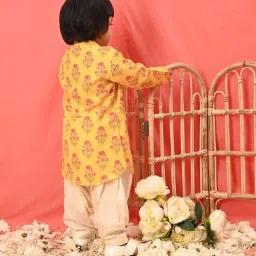 VASTRAMAY Boys Mustard & Cream Floral Full Sleeves Kurta Sets image 3