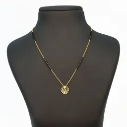 Malabar Gold and Diamonds 22k (916) BIS Hallmark Yellow Gold Short Mangalsutra image 3