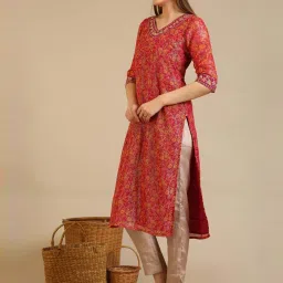 Aurelia Purple Regular Fit Floral Print Kurtas image 3