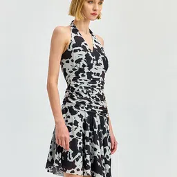 COVER STORY Print Bodycon Mini Dress image 4