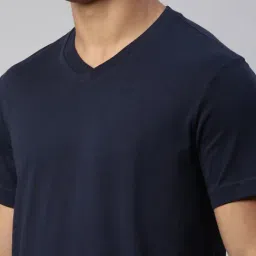 Levi's Navy Cotton Regular Fit T-Shirt image 5